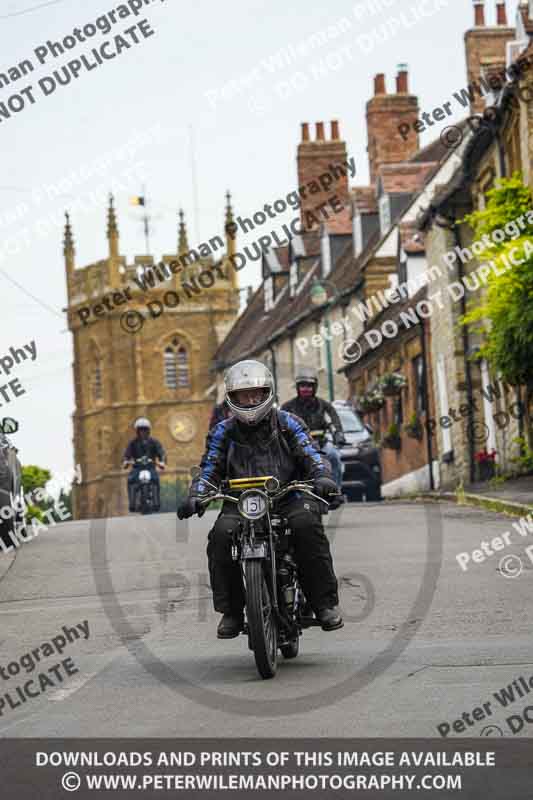 Vintage motorcycle club;eventdigitalimages;no limits trackdays;peter wileman photography;vintage motocycles;vmcc banbury run photographs